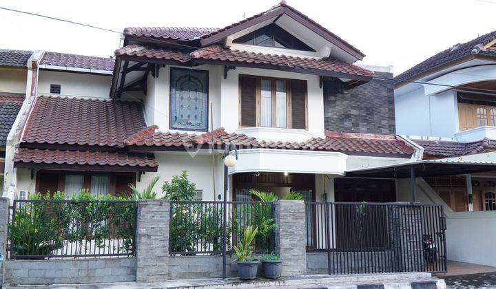 Rumah Mewah 2 Lantai di Sleman Yogyakarta Dekat Ugm 1