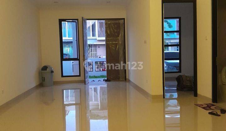 Rumah Mewah Citra Grand Cibubur Dekat Gerbang Toll 2