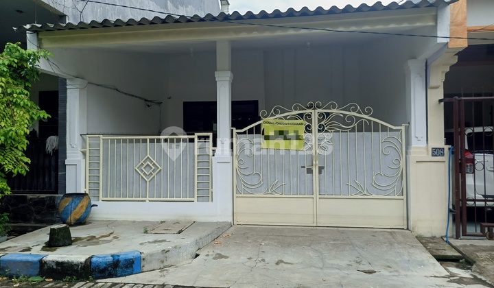 Rumah 1 Setengah Lantai Bagus Siap Huni Akses Mudah Lokasi Aman