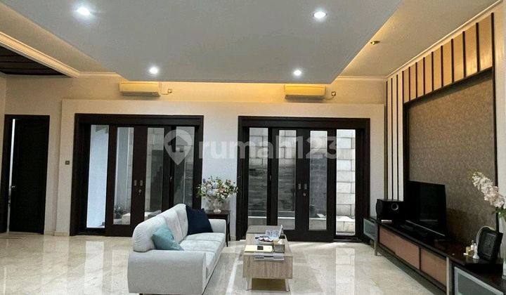 Pakuwon Indah House: Large, Beautiful, and Ready to Move In 2