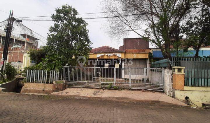 Rumah lama hitung tanah di puspowarno 2