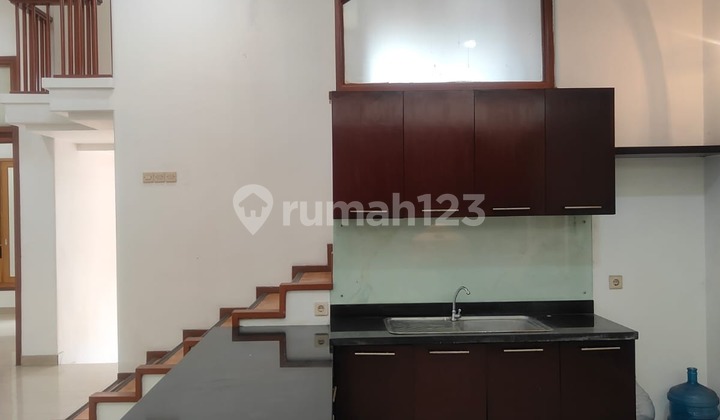 Dijual Rumah di Singgasana Posisi Premium 2
