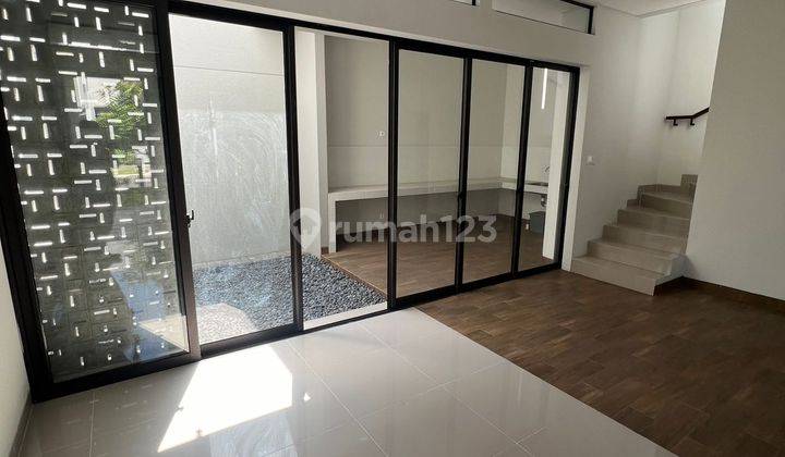 Sewa Rumah Cluster Flora Summarecon Bandung Dekat Mall Dapur Luas 1