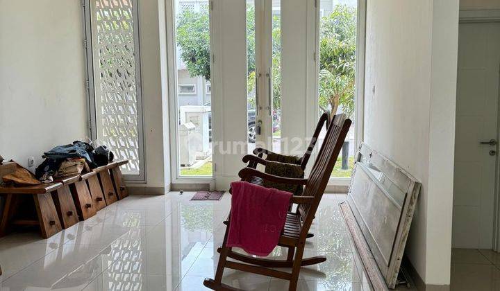 Rumah Posisi Hoek Cluster Amanda Summarecon Bandung 2