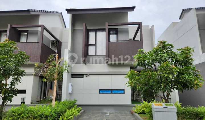 Rumah Bagus Terawat Cluster Flora Tipe Freya Summarecon Bandung