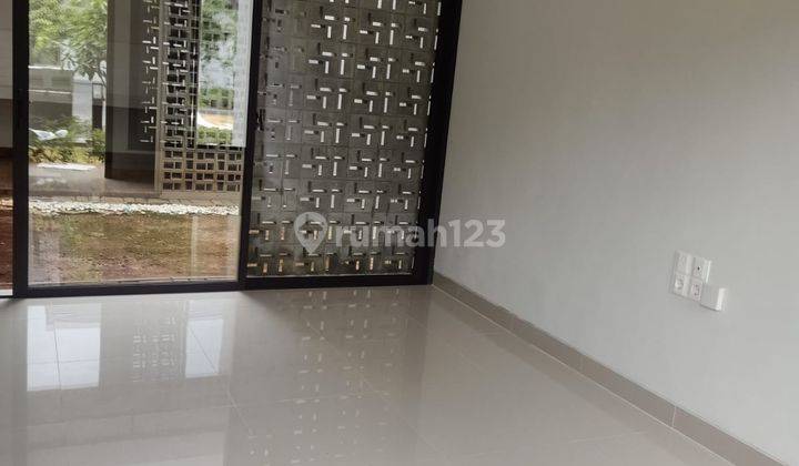 Rumah Kontrakan 2 Lantai Bagus Unfurnished SHM di Cluster Flora, Bandung 2