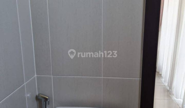 Rumah 2 Lantai Bagus Furnished SHM di Cluster Cynthia, Bandung 2