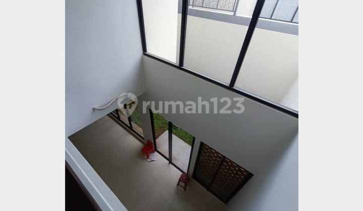 Dijual Rumah Posisi Bagus Cluster Emily, Summarecon Bandung 2