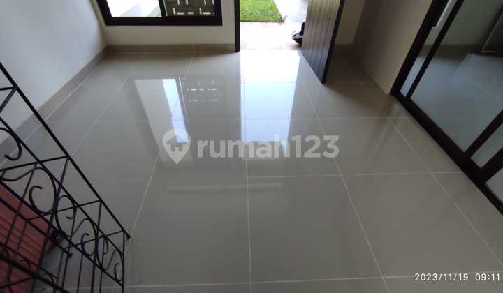 Rumah Dengan Rooftop Di Cluster Flora Summarecon Bandung Ada 2