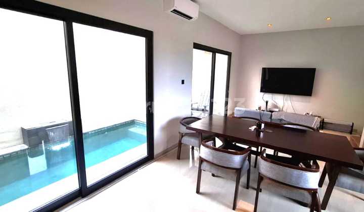 Hunian Semi Villa Modern dengan Pool di Nusa Dua Bali