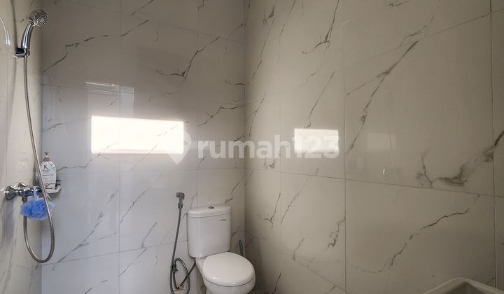 Rumah Bagus Cluster Emily Summarecon Bandung Full Furnished 2