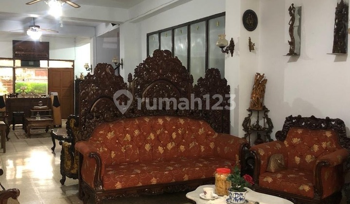 Dijual Rumah Besar Sayap Malabar Bandung