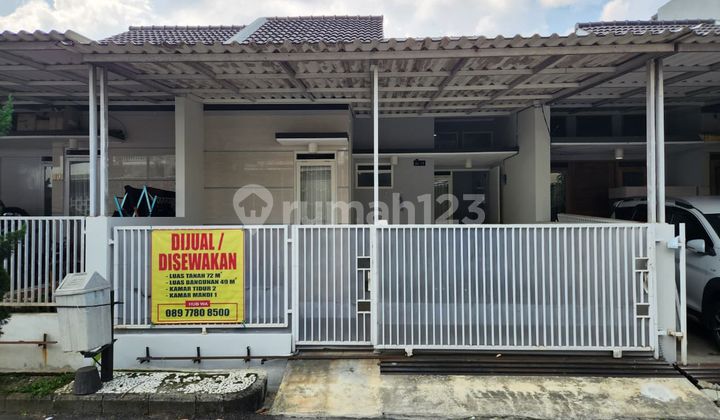 House Near Summarecon Mall Bandung in Adipura Cempaka Semi Furnished House Near Summarecon Mall Bandung in Adipura Cempaka Semi Furnished