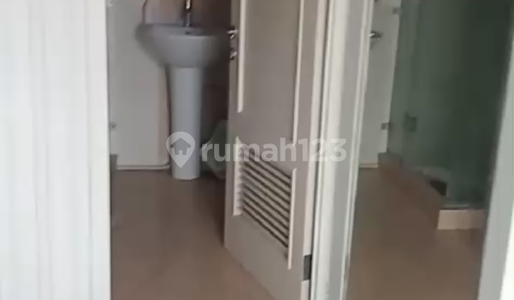 Rumah Long Beach Pik Double Decker 6x15