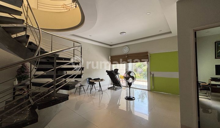 Rumah Grisenda Pik 10x22 [220m] Bagus Rapih 2