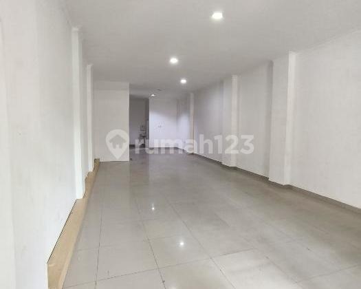 Ruko Muara Karang Jalan Raya