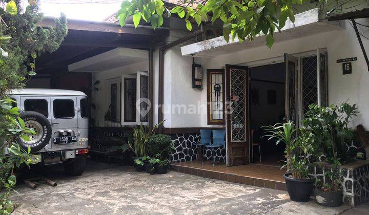 Rumah Pusat Kota Bandung Area Premium Jalan Riau Strategis 2