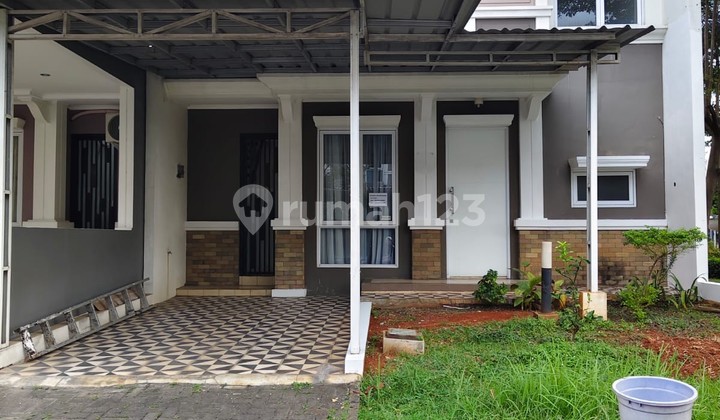 For rent 2-story house in Cibubur tourist city, ready to occupy For rent 2-story house in Cibubur tourist city, ready to occupy
