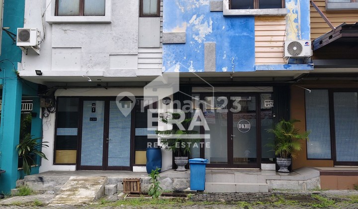 For Sale: Legenda Newton Shophouse For Sale: Legenda Newton Shophouse