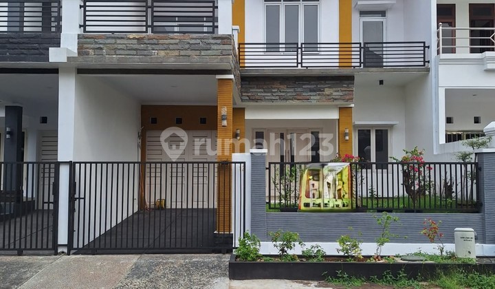 Dijual Cepat Rumah Raffles Hills Cibubur Siap Huni 2 lantai Rapih