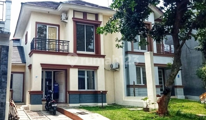Quick Sale: Move-in Ready 2-Story House in Kota Wisata Quick Sale: Move-in Ready 2-Story House in Kota Wisata