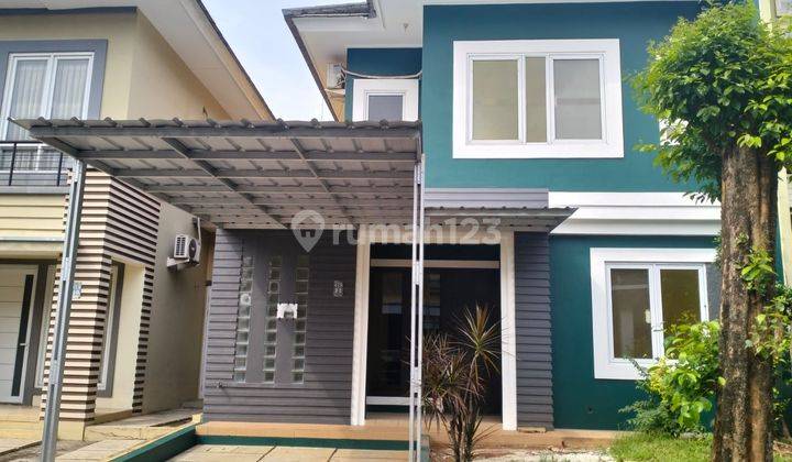 Disewakan Rumah Kota Wisata 2 lantai Siap huni  1