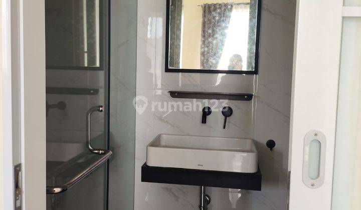 Dijual Rumah Hoek Kota Wisata Full Furnish Siap Huni Bagus Rapih  2