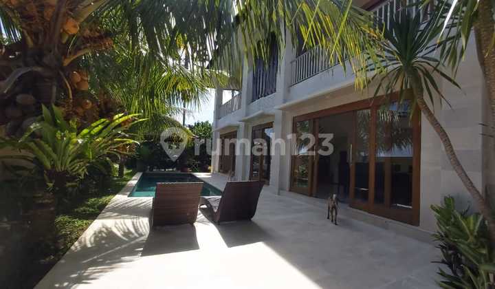Villa for Sale in Kaba-Kaba Area, Tabanan