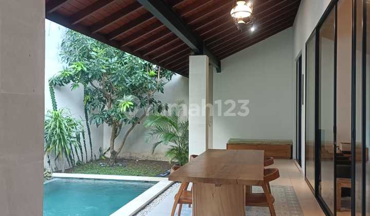 Villa Disewakan Jalan Kunti Seminyak - Kuta