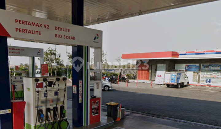 Affordable Business Space at Gas Station, Dahanrejo Kebomas Village, Gresik Regency 5461106 Affordable Business Space at Gas Station, Dahanrejo Kebomas Village, Gresik Regency 5461106