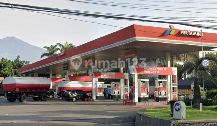 Affordable Business Space at the Gas Station on Randuagung Main Road, Randuagung Village, Singosari, Malang Regency 5465112