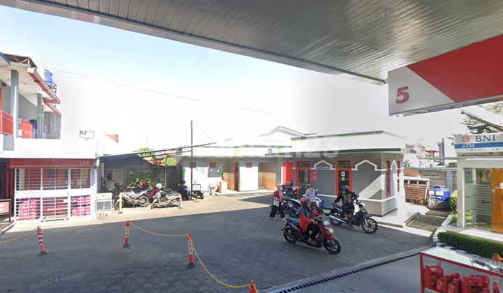 Affordable Business Space at Sangkuriang Street Gas Station, Ciparegan Village, North Cimahi District, Cimahi City 3440524