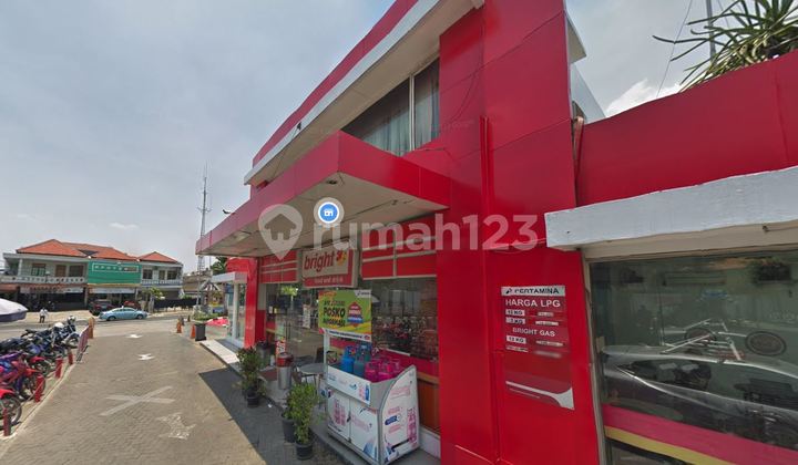 Affordable Business Space at Gas Station 3113101 Jl.Pramuka, East Jakarta 3113101
