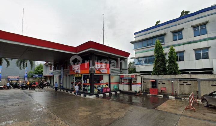 Affordable Business Space at Mrs. Titiek Fatimah Gas Station, South Tangerang City 3415316 Affordable Business Space at Mrs. Titiek Fatimah Gas Station, South Tangerang City 3415316