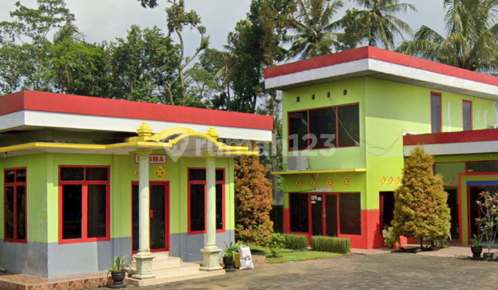 Affordable Business Space at the Gas Station on Jl.Raya Talangagung, Kepanjen Subdistrict, Malang Regency 5465146.