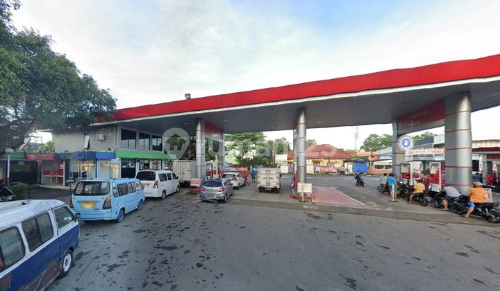 Affordable Business Space at Puan Maharani Gas Station, Tangerang Regency 3415805