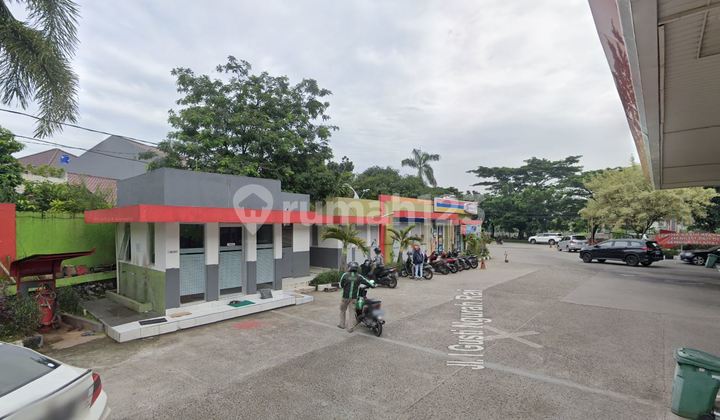 Affordable Business Space at Gas Station on Jl. I Gusti Ngurah Rai, Kelpondok Kopi, Duren Sawit District, East Jakarta 3413421