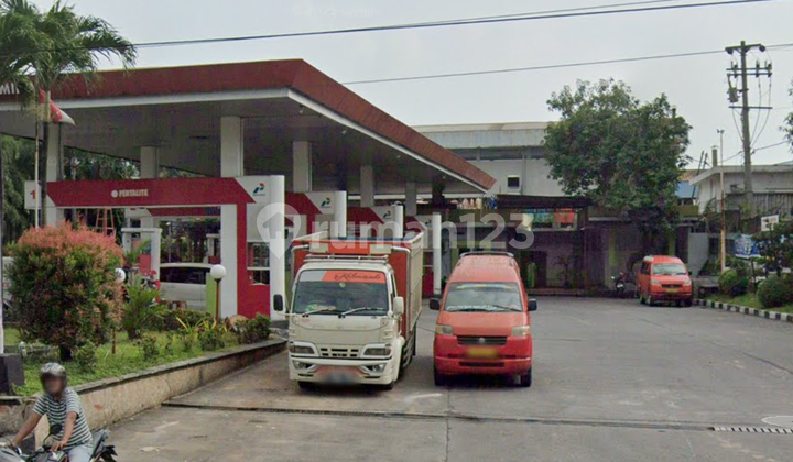 Affordable Business Space at Gas Station on Jl. Raya Semarang - Kendal Km. 16.5, Mangkang 4450105 2