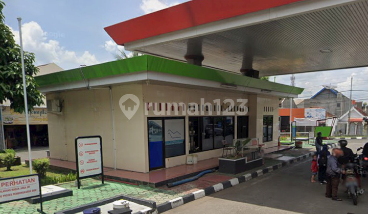 Affordable Commercial Space at Gas Station Jl. Raya Godean, Sleman Regency 4455506