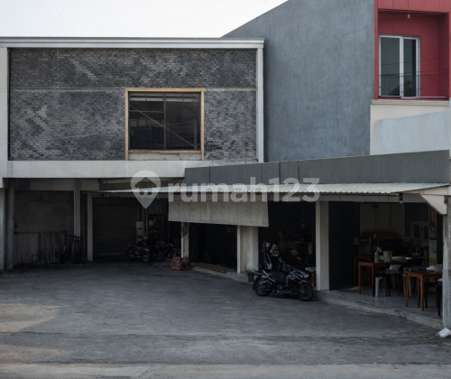 Ruko Dua Lantai Siap Pakai Strategis di Pedurungan A5461 1
