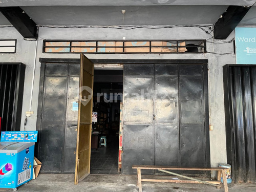 Affordable Ready-to-Use Commercial Space in Old Town A0833