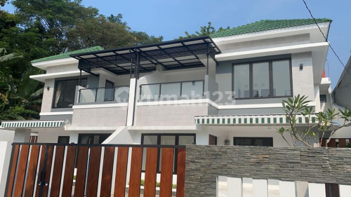 Rumah Baru Dua Lantai Bagus Siap Huni Di Gajah Mungkur A4647 1