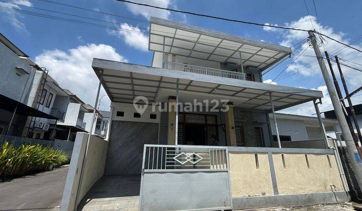 Dijual Rumah Lokasi Berada di Lingkungan Tenang Denpasar Barat 1