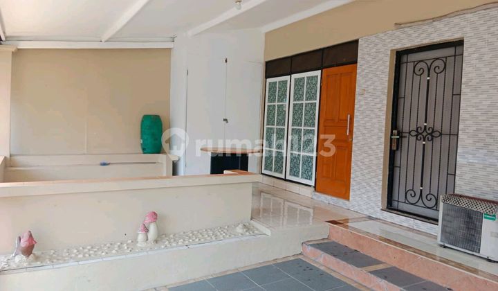 Sell Fast Ready-to-Live House In The City Center of South Lippo Cikarang 2