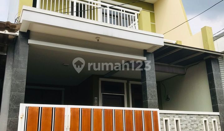 Rumah Bagus 2 Lantai Di Pusat Kota Cikarang Dekat Stasiun Rumah Bagus 2 Lantai Di Pusat Kota Cikarang Dekat Stasiun