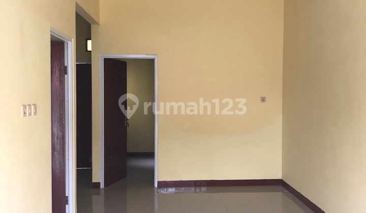 Rumah Siap Huni Dekat Stasiun 2