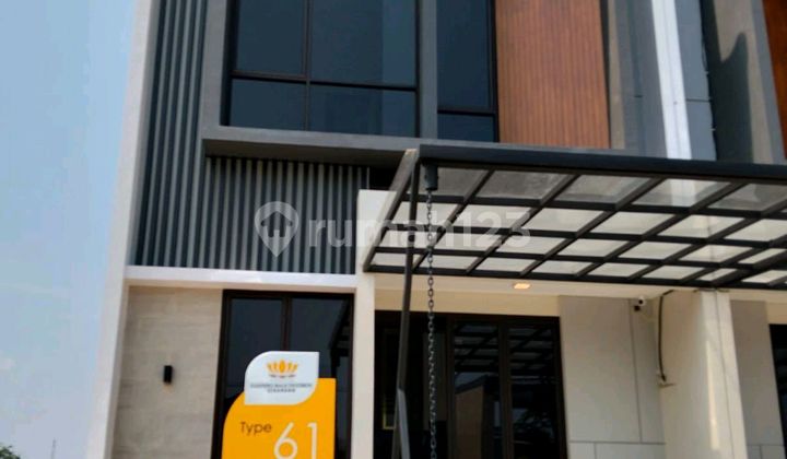 Runah 2 Lantai Di Jual.di Pusat Kota Cikarang Dekat Stasiun