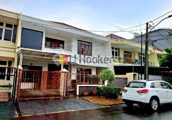 Rumah 2 Lantai di Gading Kirana Kelapa Gading Jakarta Utara