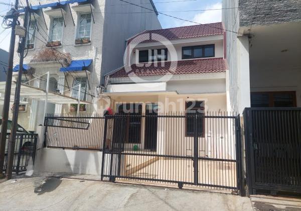 House for Rent in Kelapa Nias, Kelapa Gading, North Jakarta 1