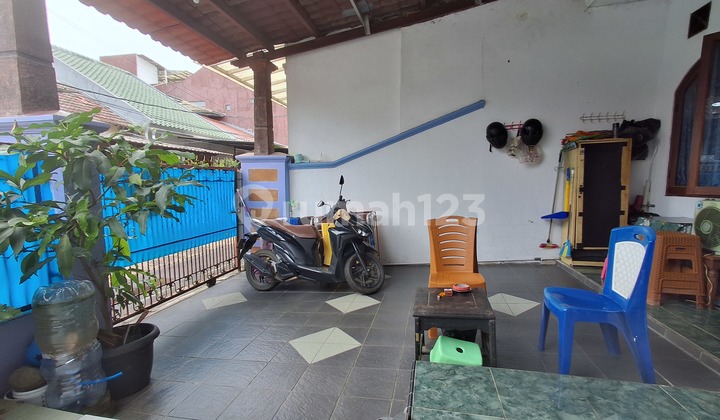 Sell a Serene House in the Alam Raya Area, Puri Gading 2